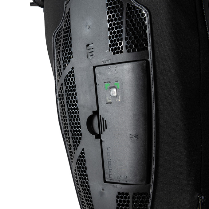 Tucano Urbano Airscud Vest - Image 3